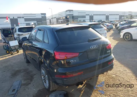 2018 Audi Q3 2.0T Premium/2.0T Sport Premium z USA, uszkodzony, nr VIN WA1BCCFS1JR026768